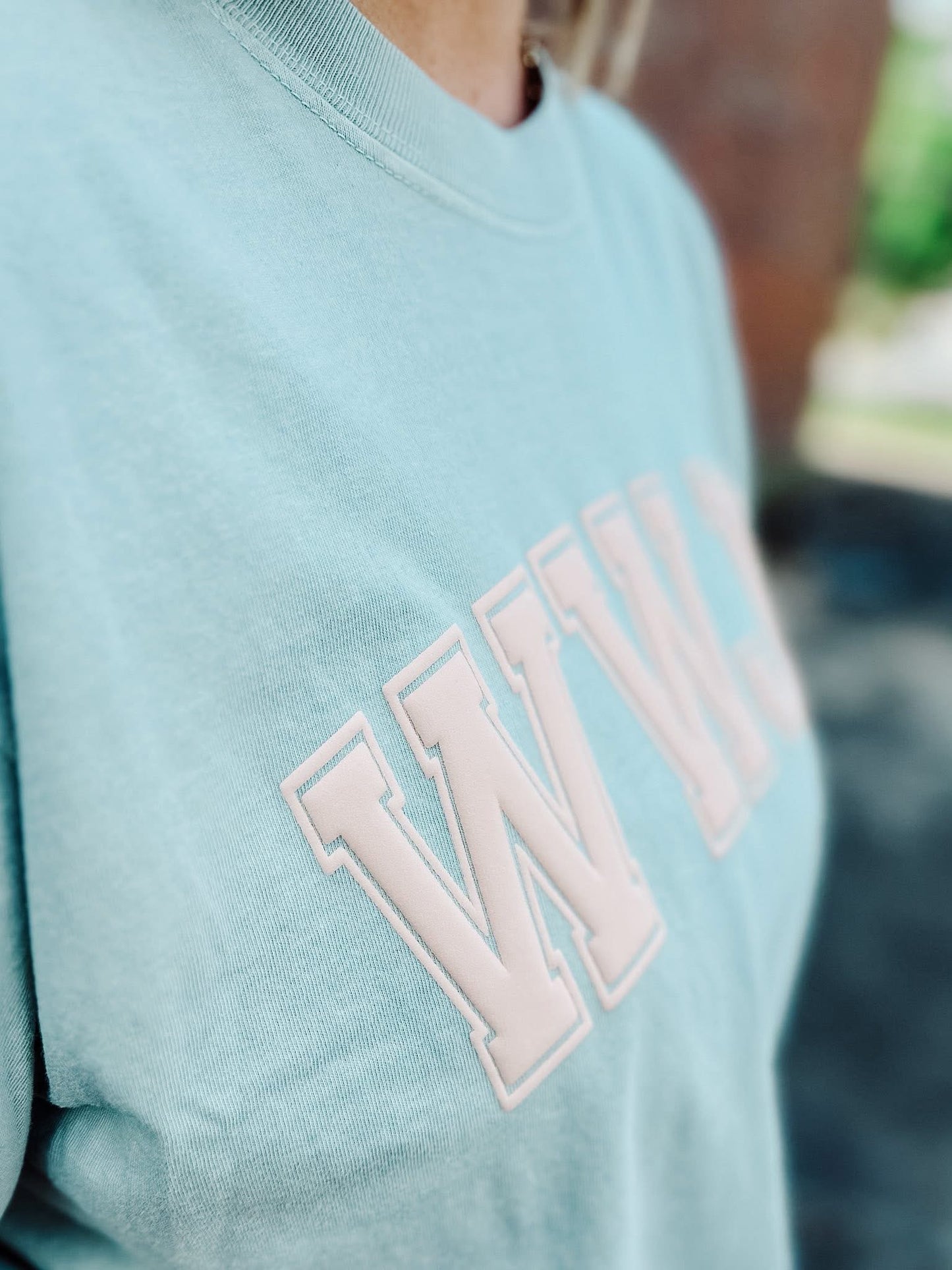 WWJD puff tee