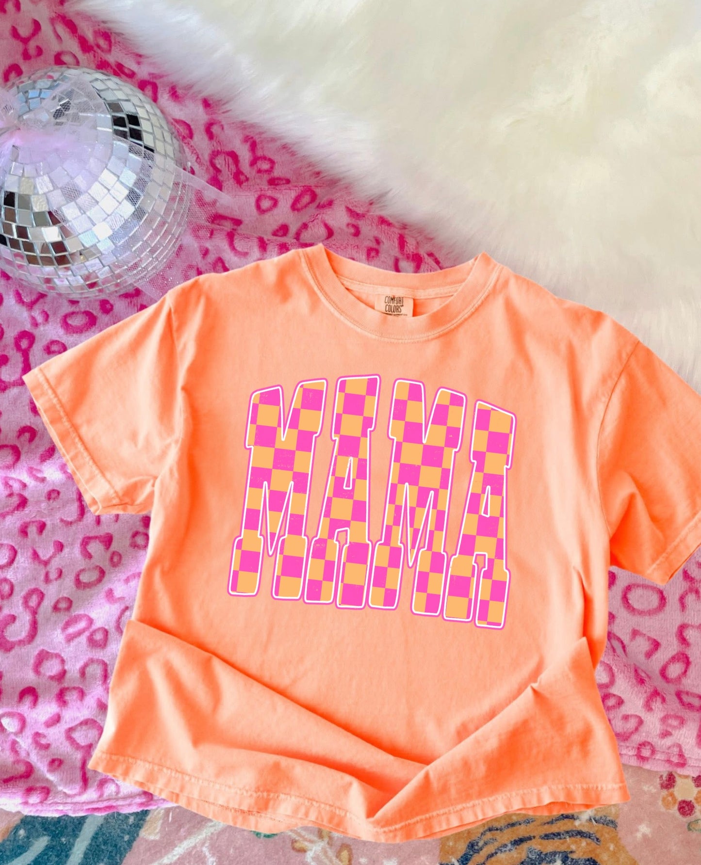 🩷🧡 MAMA Checkered Tee 🩷🧡