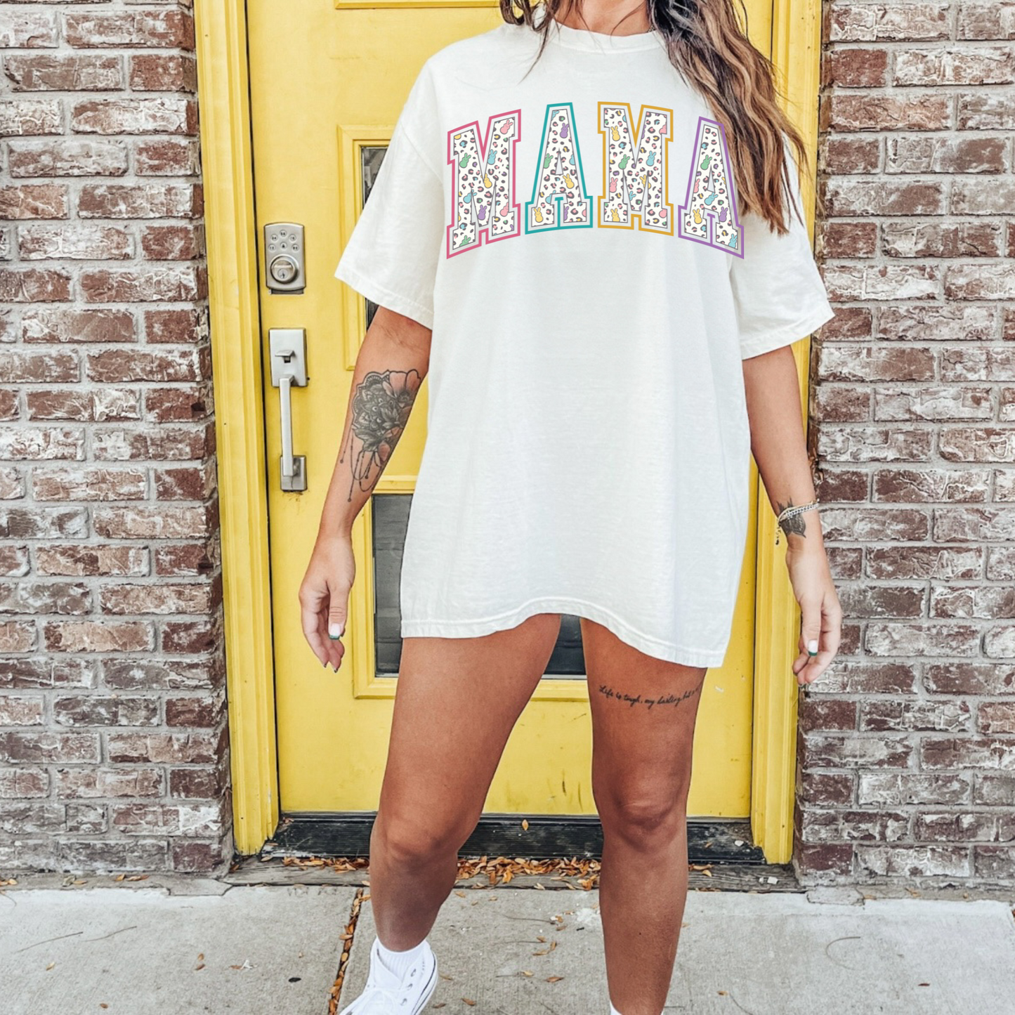 Mama Peep Print graphic tee