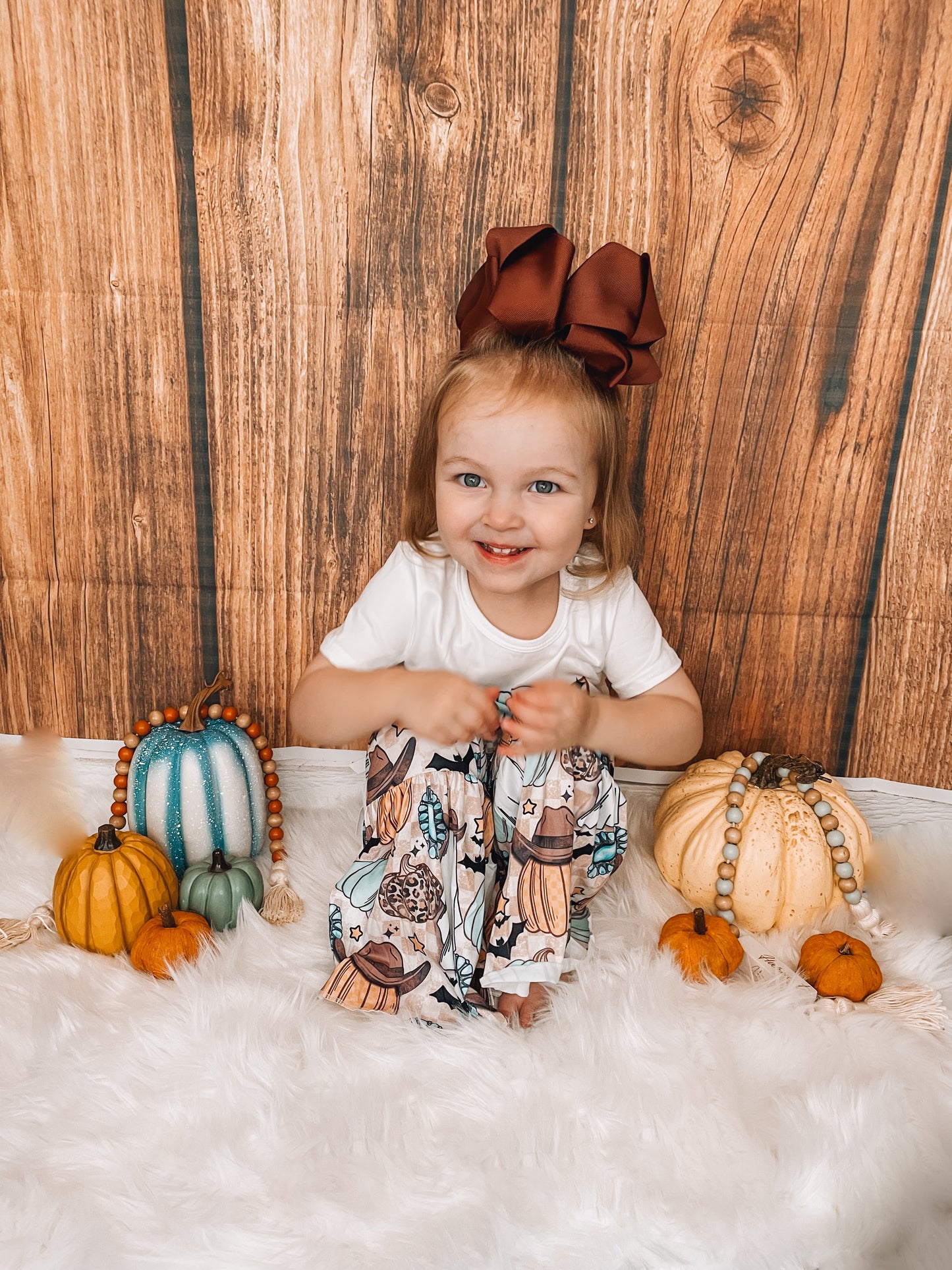 Howdy Ghost + Pumpkin Fringe Shirt Bell Set