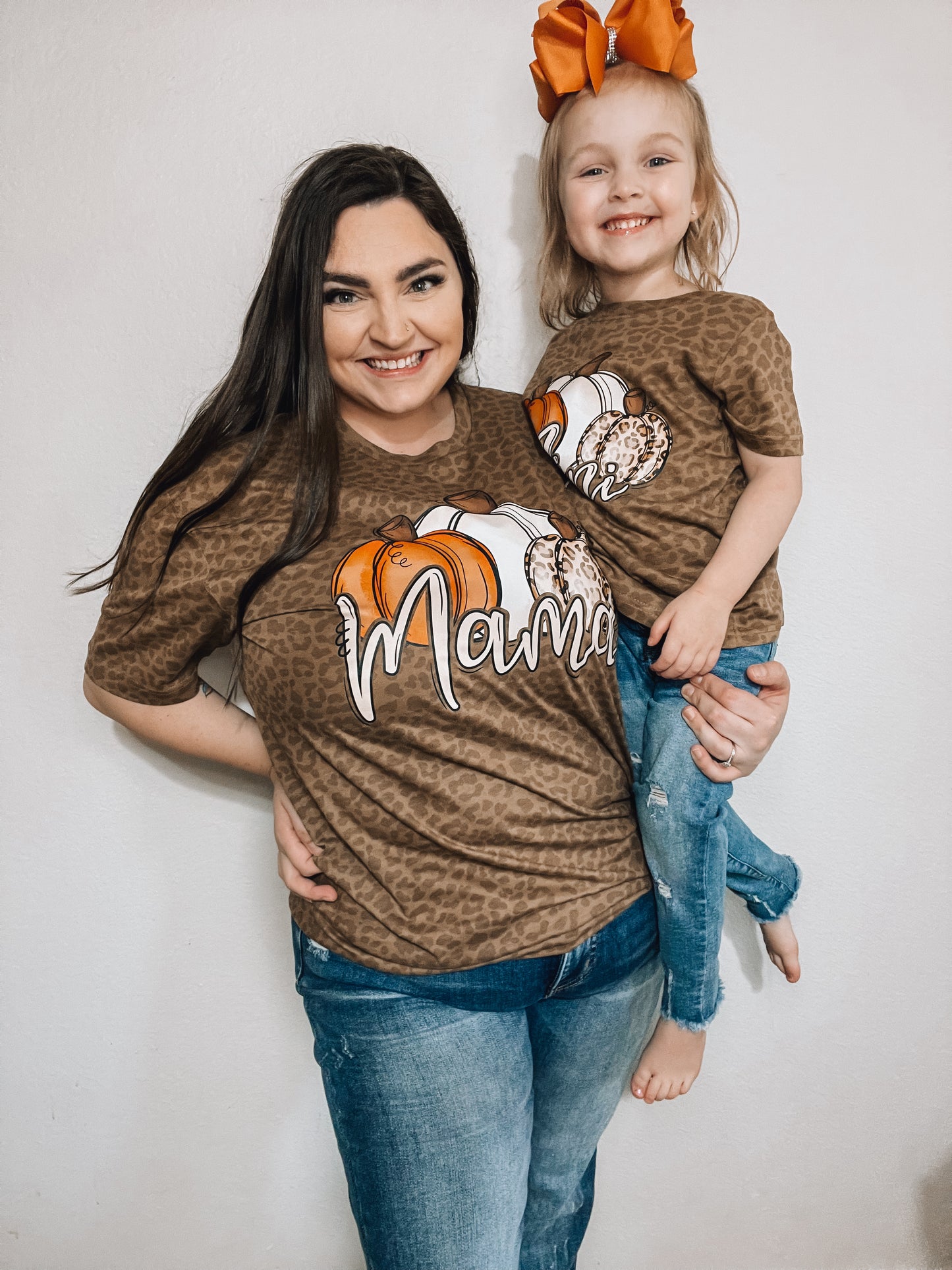 Mama + Mini Leopard Pumpkin Graphic Tee