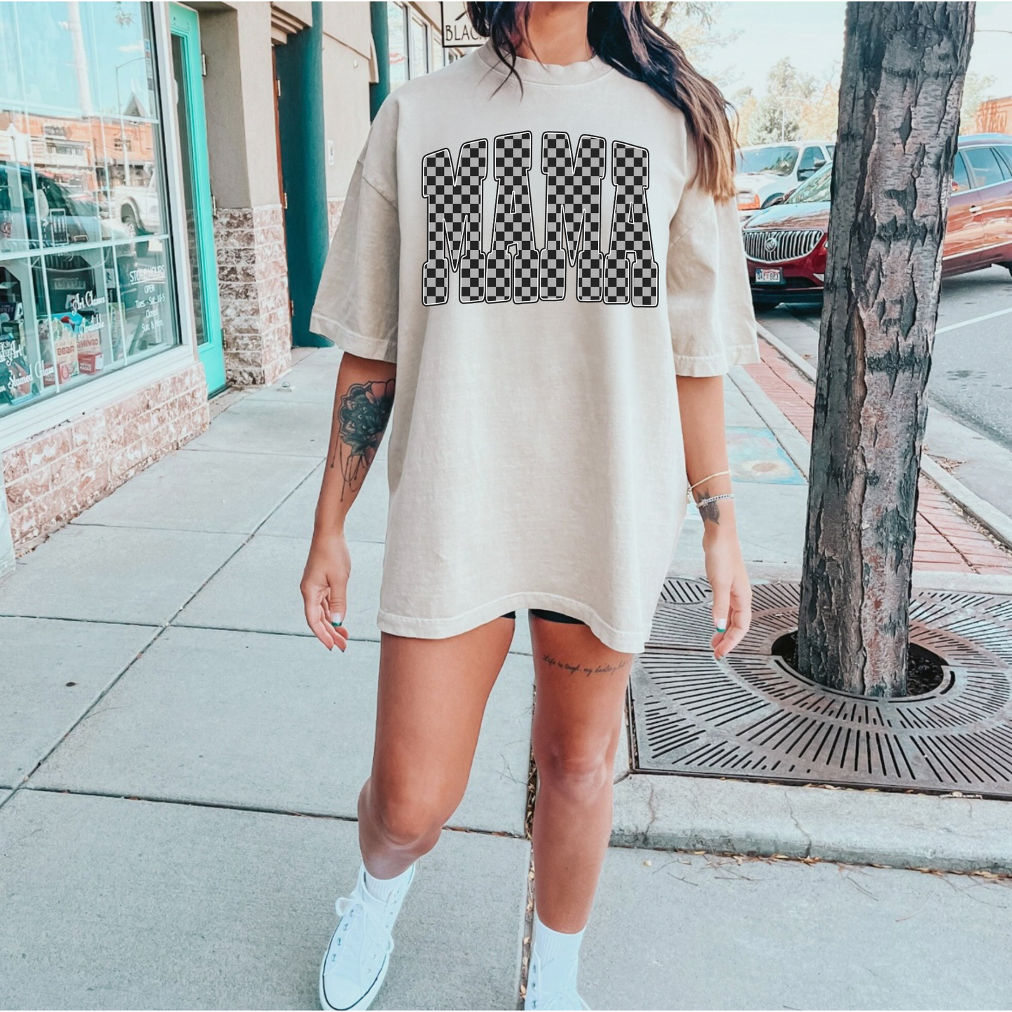 Charcoal checkered mama tee